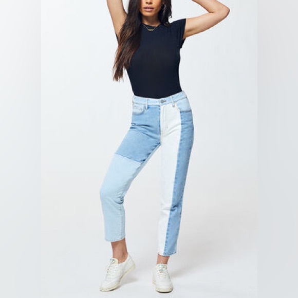 Pacsun Two Toned Light Wash Mom Jean - Picture 2 of 11